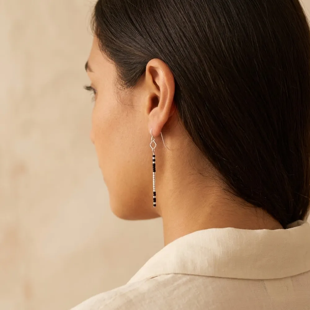Drop Bar Black Earrings