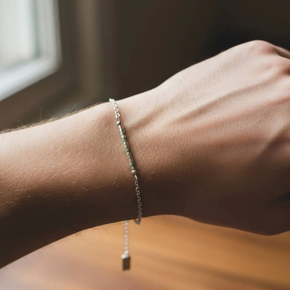 delica-bar-pistachio-bracelet--2-