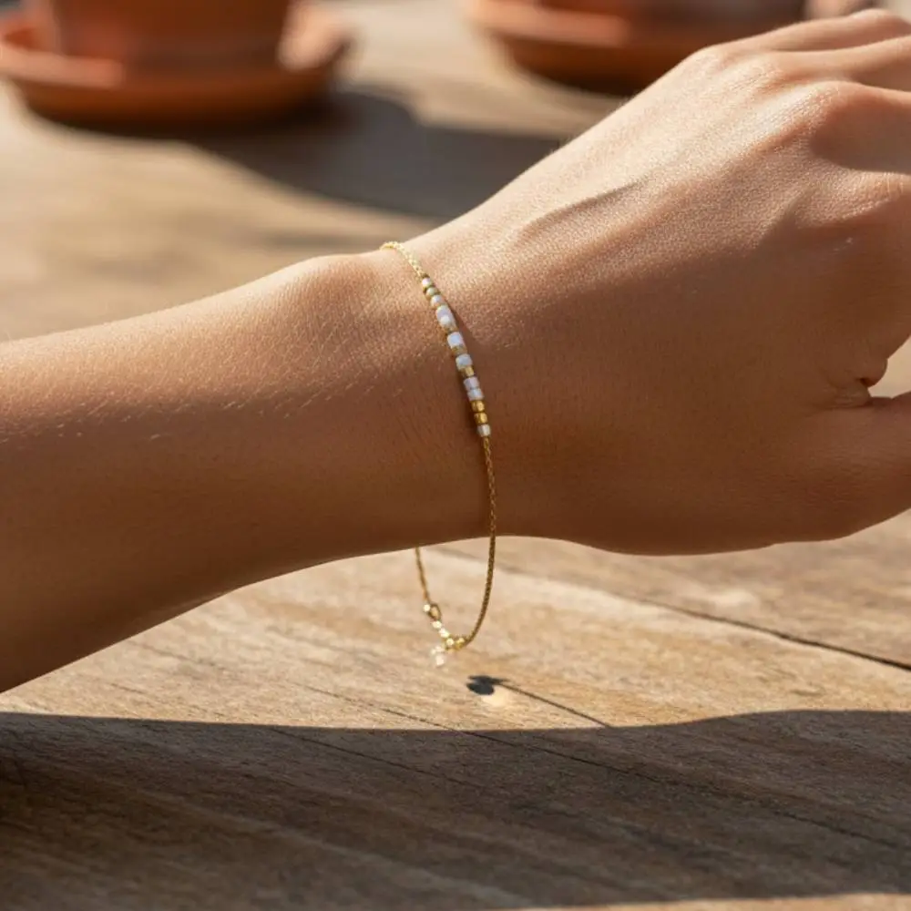 delica-paloma-pearl-bracelet