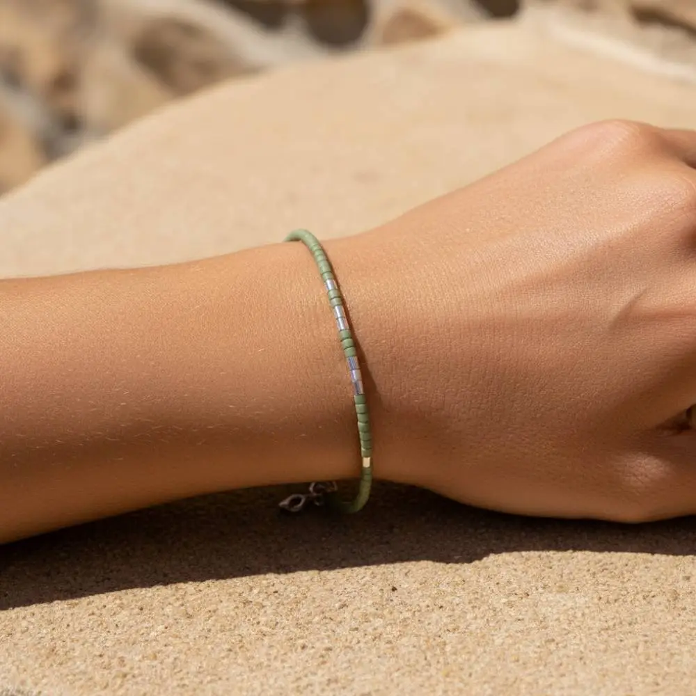 delica-pistachio-silver-bracelet